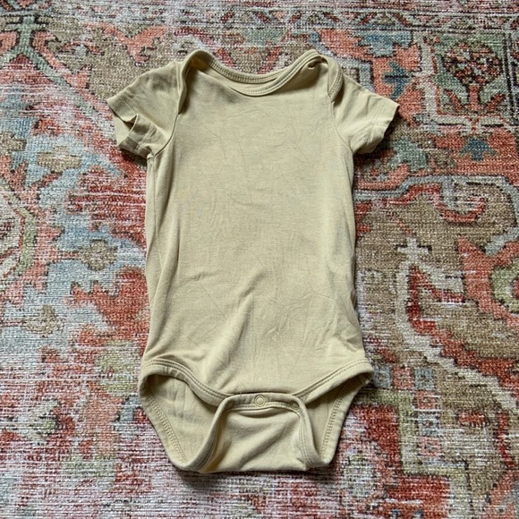 Kyte Wheat SS Bodysuit - Picture 2 of 2